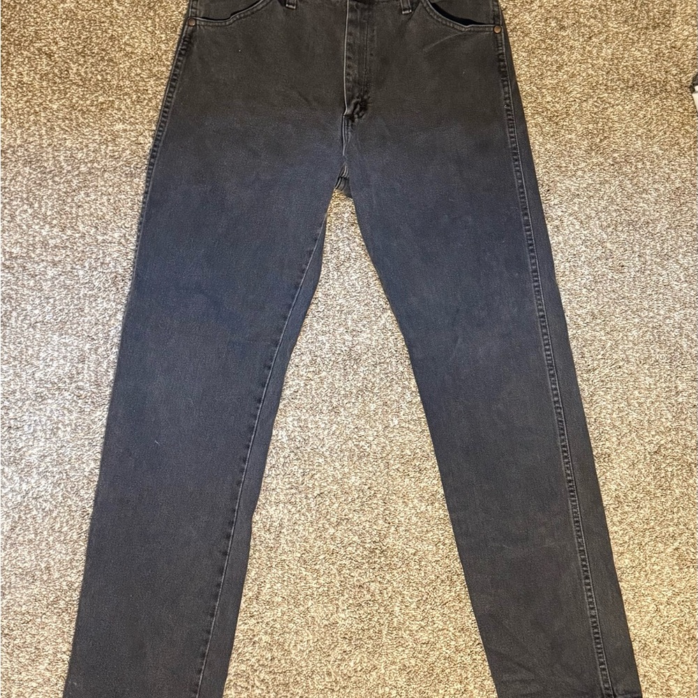 Wrangler Men's Charcoal Straight Jeans